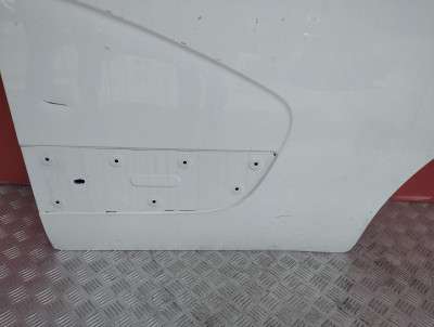 Двері передні праві RENAULT MASTER III