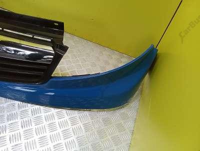 Накладка бампера переднього центральна Renault Trafic II, Opel Vivaro II, Nissan Primastar II (2006-2014) рестайл