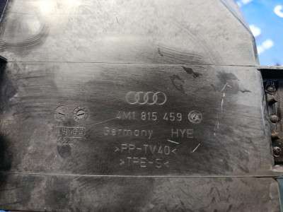 Корпус повітряного фільтра Audi Q7 4M(2015-2020)