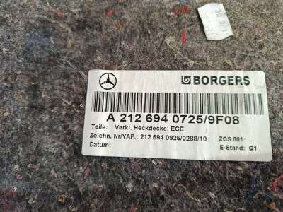 Обшивка крышки (двери) багажника E-class W212