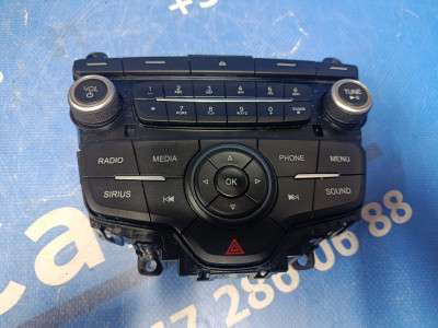 Панель керування магнітолою  Ford Escape 3 FL ( 2012 - 2019 )