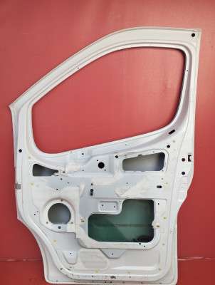 Двері передні праві Renault Trafic II, Opel Vivaro II, Nissan Primastar II (2006-2014) рестайл