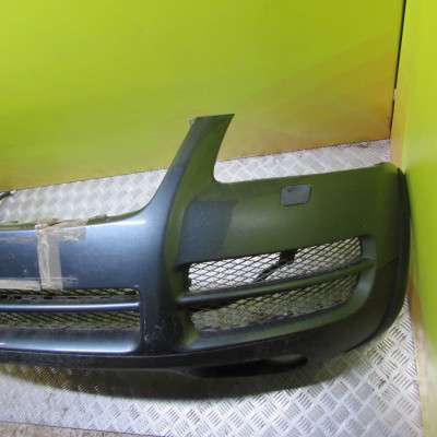 Бампер передній Volkswagen Touareg (2003-2006) дорестайл