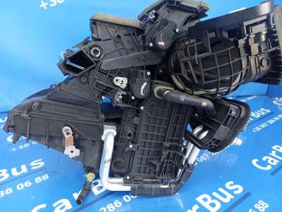 Корпус пічки Ford Escape 3 FL ( 2012 - 2019 )