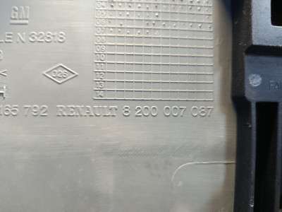 Обшивка (карта) двері задньої лівої Renault Trafic II, Opel Vivaro II, Nissan Primastar II (2006-2014) рестайл