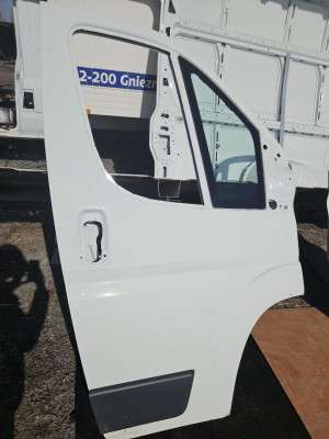 Дверь передняя правая Boxer/Jumper/Ducato