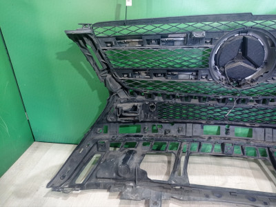 Решітка радіатора Mercedes GL X166
