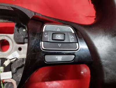Руль Volkswagen Touareg FL (2015-2018)