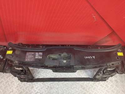 Панель передняя (телевизор) Volkswagen Touareg (2007-2010) рестайл