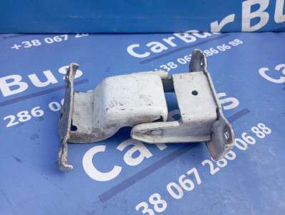 Петля двері розпашной Renault Trafic II, Opel Vivaro II, Nissan Primastar II (2006-2014) рестайл