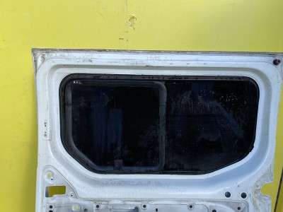 Дверь сдвижная правая Renault Trafic II, Opel Vivaro II, Nissan Primastar II (2006-2014) рестайл