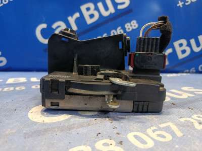 Замок дверей передньої лівої Renault Trafic II, Opel Vivaro II, Nissan Primastar II (2006-2014) рестайл