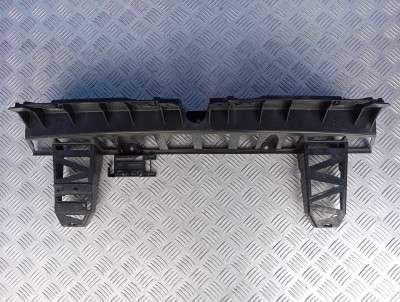Кронштейн (кріплення) заднього бампера центральний BMW X5 E70 (2007-2010) дорестайл