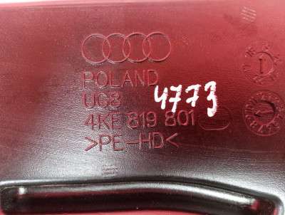 Повітропровід обігрівача (патрубки від пічки по салону) Audi E-TRON