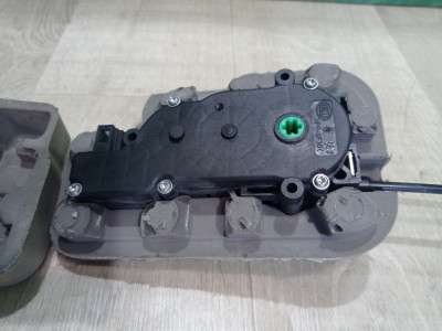 Замок кришки (двері) багажника Mercedes GL X166
