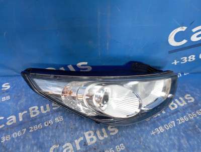 Фара передня права Hyundai IX35 (2010-2017)