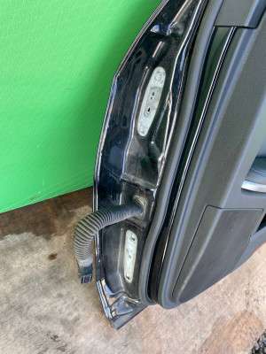 Двері задні праві E-class W212