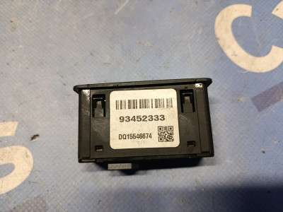 Блок УСБ USB Renault Trafic III, Opel Vivaro III (2014-2020)
