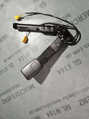 Засувка ременя безпеки (замок ременя безпеки) Mercedes ML W164 (2005-2011)