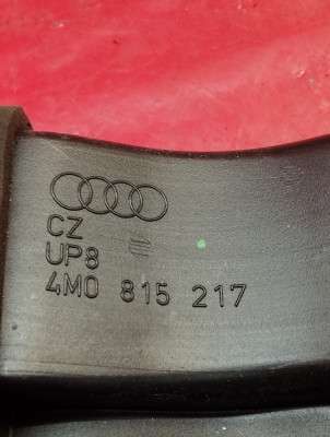 Повітропровід обігрівача (патрубки від пічки по салону) Audi Q7 4M(2015-2020)