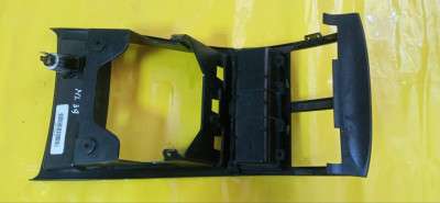 накладка задней консоли Mercedes ML W164 (2005-2011)
