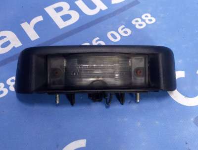 Плафон підсвітки номеру Renault Trafic II, Opel Vivaro II, Nissan Primastar II (2006-2014) рестайл