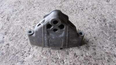Кронштейн раздаточной коробки Volkswagen Touareg (2003-2006) дорестайл