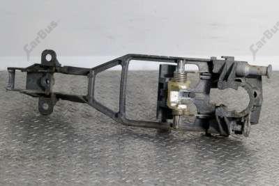 Кронштейн (тримач) ручки дверей Volkswagen Touareg (2007-2010) рестайл