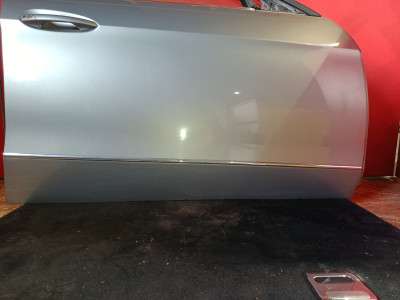 Двері передні праві E-class W212 - 2