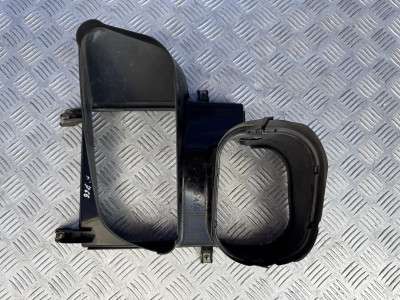 Повітрозабірник моторного відсіку BMW X5 E70 (2007-2010) дорестайл