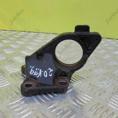 Кронштейн півосі Renault Trafic II, Opel Vivaro II, Nissan Primastar II (2006-2014) рестайл