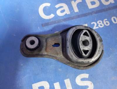 Подушка кріплення двигуна Renault Trafic II, Opel Vivaro II, Nissan Primastar II (2006-2014) рестайл
