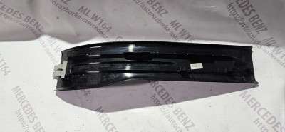 Накладка порога (внутрішня) Mercedes ML W164 (2005-2011)