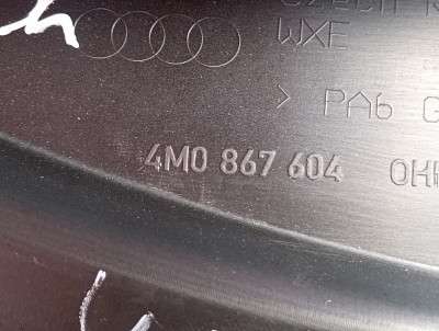 Накладка декоративна (молдинг) задніх правих дверей Audi Q7 4M(2015-2020)