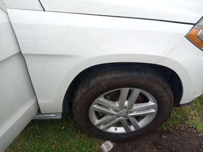 Крило переднє праве Mercedes GL X166
