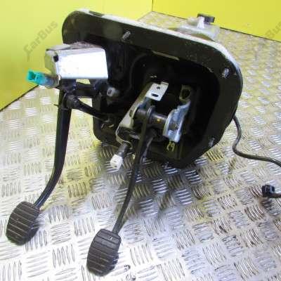 Педальный узел Renault Trafic II, Opel Vivaro II, Nissan Primastar II (2006-2014) рестайл