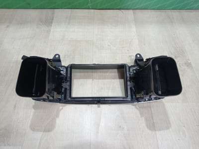 Дефлектор обдування салону центральний Mercedes GL X166