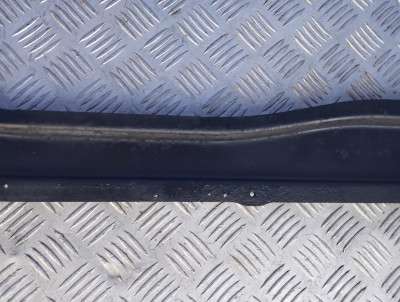 Балка радиатора Renault Trafic II, Opel Vivaro II, Nissan Primastar II (2006-2014) рестайл