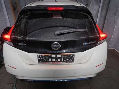 Двері багажника (комплект-ляда) Nissan Leaf II 2018-2024