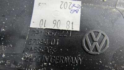 Накладка панелі приладів (щитка) Volkswagen Touareg NF (2010-2014)