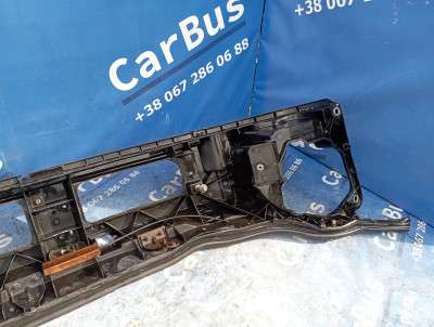 Панель передня (телевізор) Renault Trafic II, Opel Vivaro II, Nissan Primastar II (2006-2014) рестайл