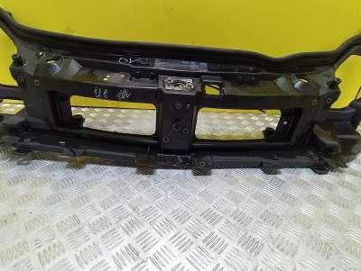 Панель передня (телевізор) Renault Trafic II, Opel Vivaro II, Nissan Primastar II (2006-2014) рестайл