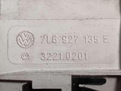 Кнопка перемикання режимів підвіски Volkswagen Touareg (2003-2006) дорестайл