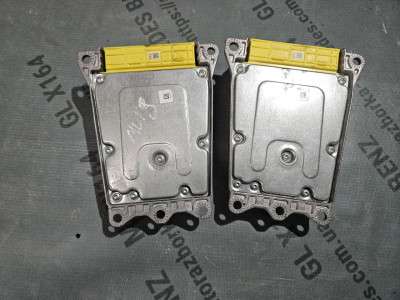 Блок керування подушками безпеки Mercedes ML W164 (2005-2011)