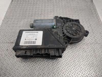 Моторчик склопідйомника Volkswagen Touareg (2003-2006) дорестайл