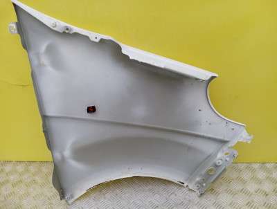Крило переднє ліве Renault Trafic II, Opel Vivaro II, Nissan Primastar II (2006-2014) рестайл