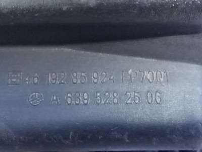 Кришка повітряного фільтра (корпус повітряного фільтра) Mercedes-Benz Vito W 639 (2003-2010) дорестайл