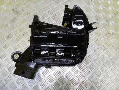 Корпус повітряного фільтра Renault Trafic II, Opel Vivaro II, Nissan Primastar II (2001-2006) дорестайл