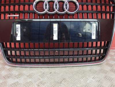 Решетка радиатора Audi Q7 (2006-2009)