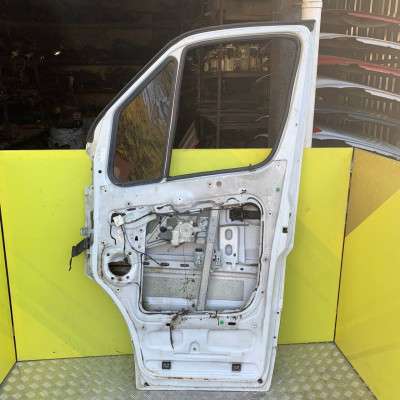 Двері передні праві Mercedes-Benz Sprinter W 906 (2006-2014) дорестайл